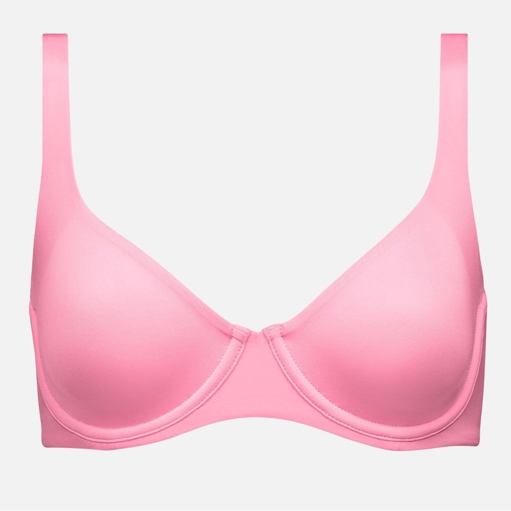 COPY - CUUP The Plunge Bra Micro Fabric, Rose • 34C • smooth pink satin fabric